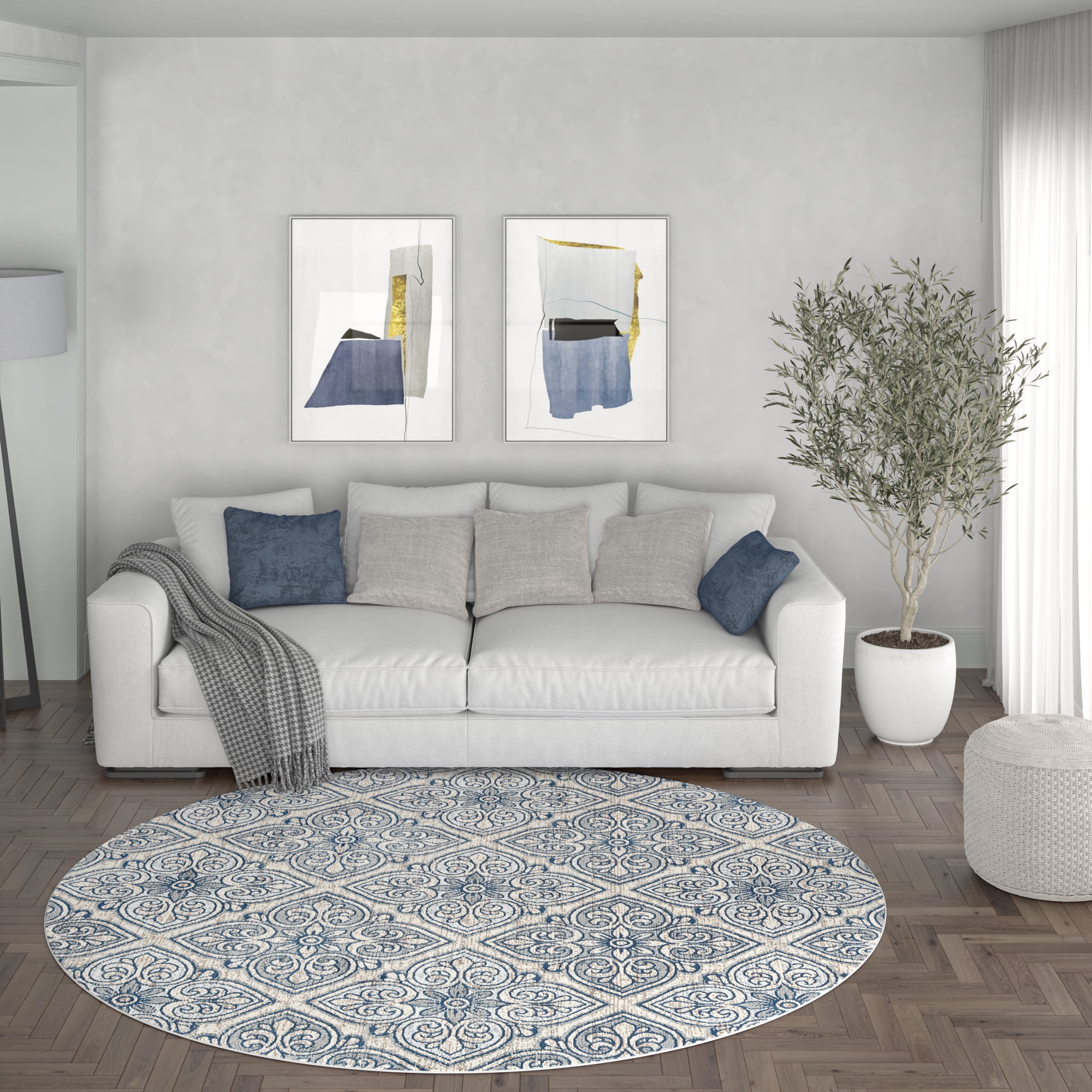 Madison Traditional 8' Round Cream Polypropylene Indoor Area Rug