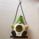 thumbnail image 5 of Swing Goblin Bird House Colgando Colibrí Casa Nido De Pájaro De Resina Para La Cerca Del Jardín Del Hogar Methold PT002583-02, 5 of 6