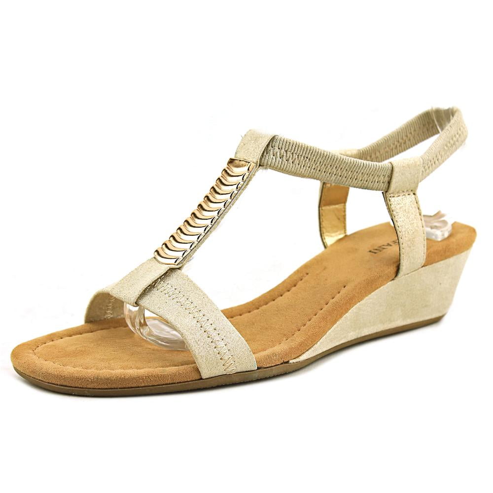 Alfani vacay deals sandals