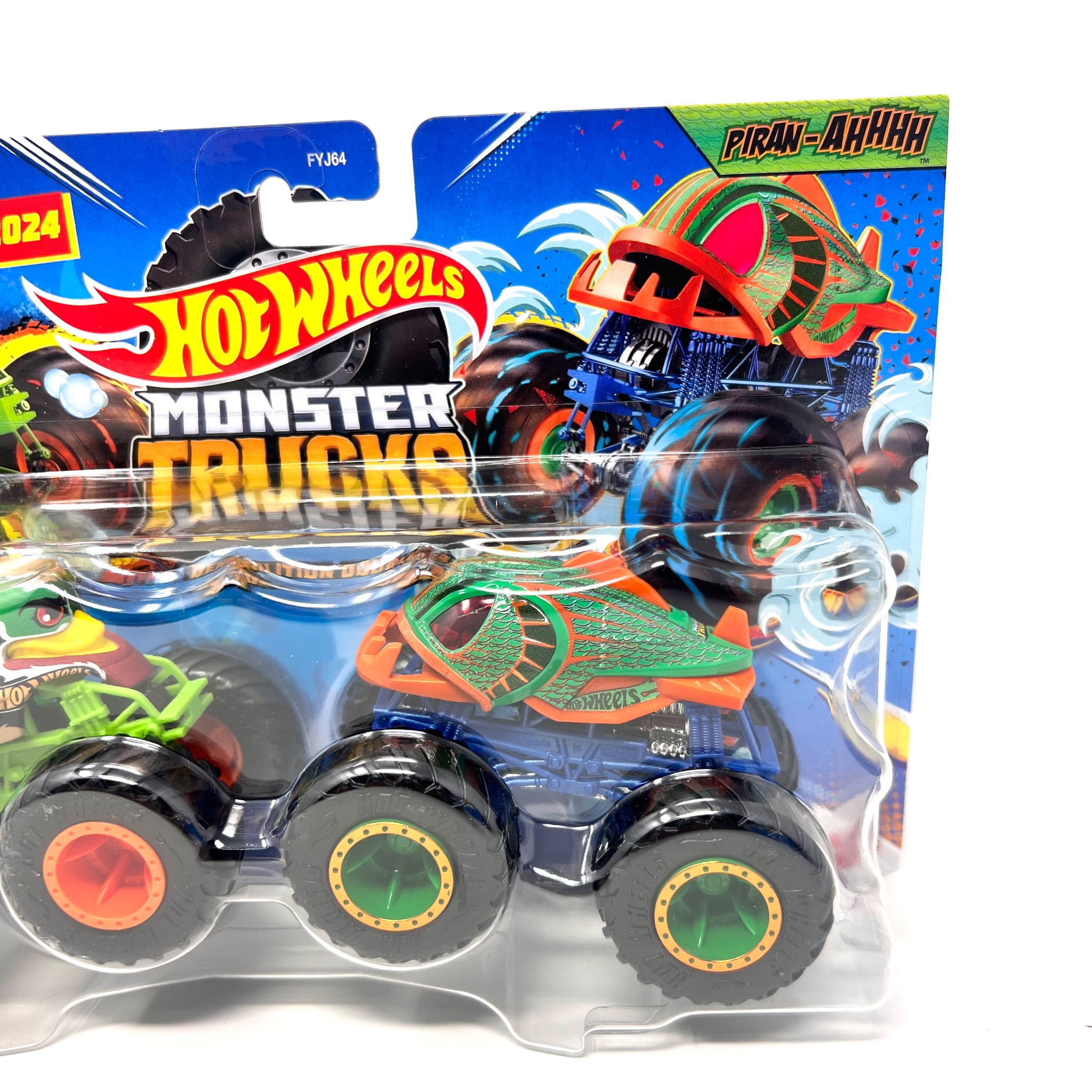 Hot Wheels Duck N Roll Vs Piran-Ahhhh Monster Trucks, Green, 1:64 Scale, (Pack of 2)