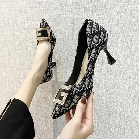 

Women‘s Metal Deco Stiletto Heels Elegant Black Pointed Toe Slip On Pumps Women‘s High Heels