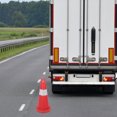thumbnail image 4 of HEALEEP Lot de 1 Cônes de Route Réfléchissants pour Avertissements Routiers 20.9x10.4x10.4 Po, 4 of 8