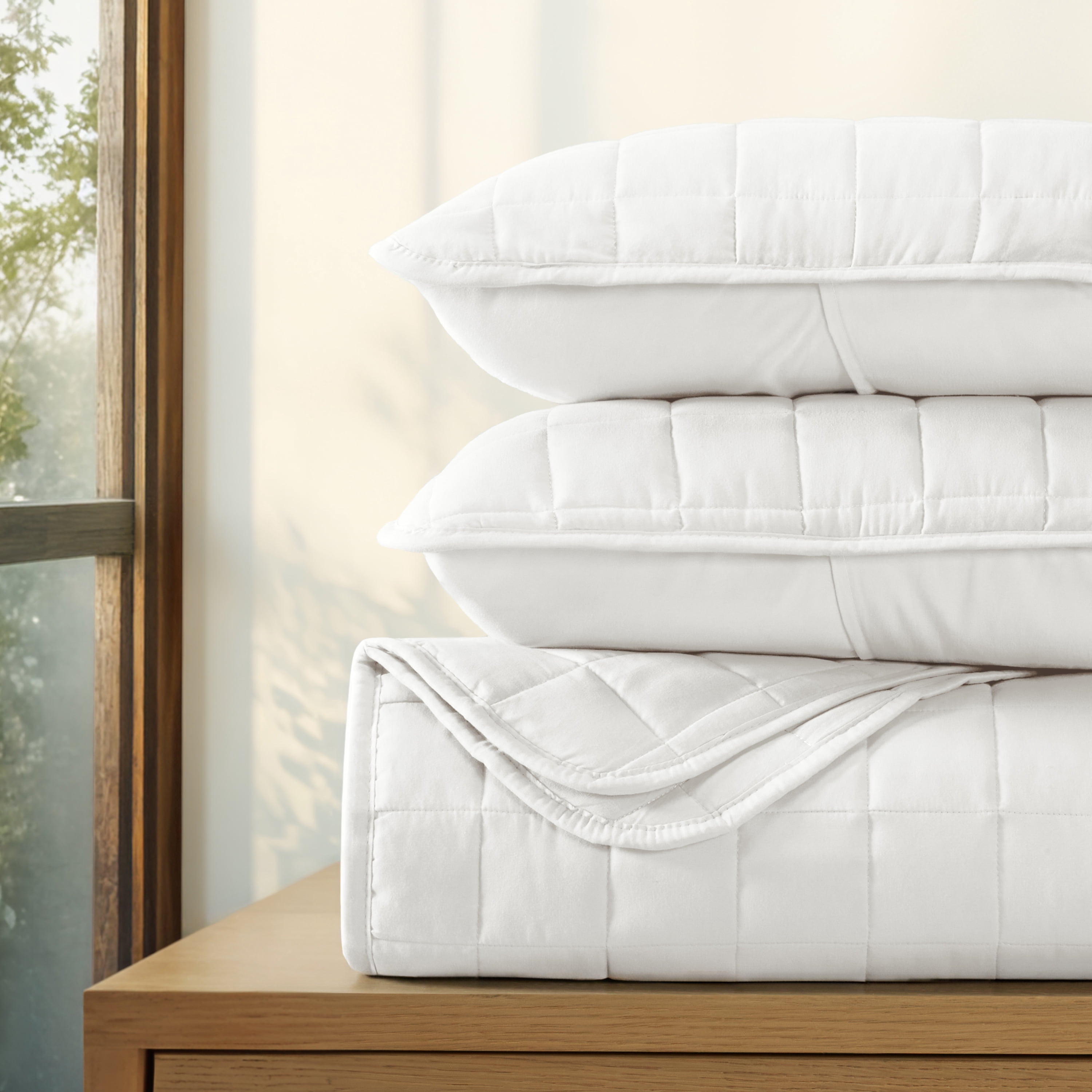 Noble Linens White Square Pattern Quilted Coverlet Set, Full/Queen