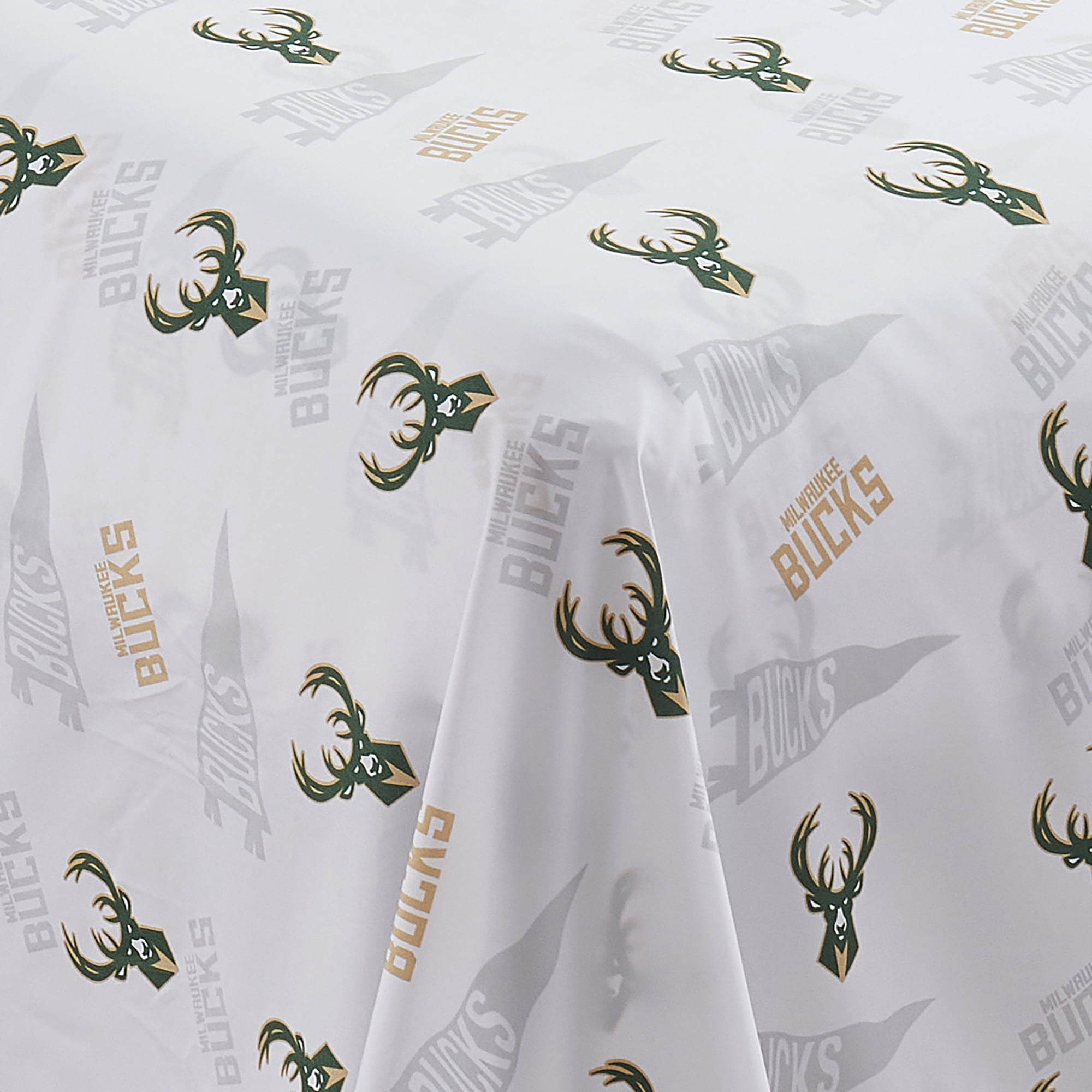 NBA Officially Licensed Milwaukee Bucks Microfiber Bed Sheet Set - Full