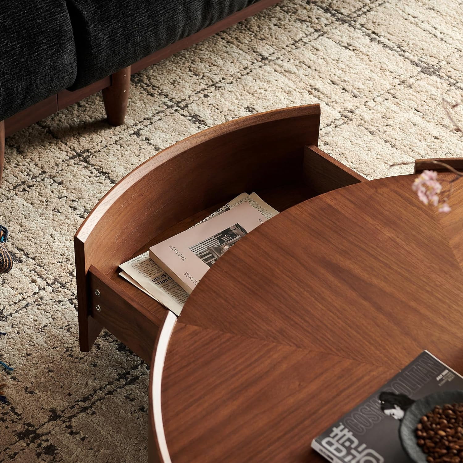 GUCOGUKA 39.3" Round Wood Coffee Table with Storage Drawers, Solid Wood Veneer Mid-Century Modern Fully Assembled for Living Room Office, Walnut