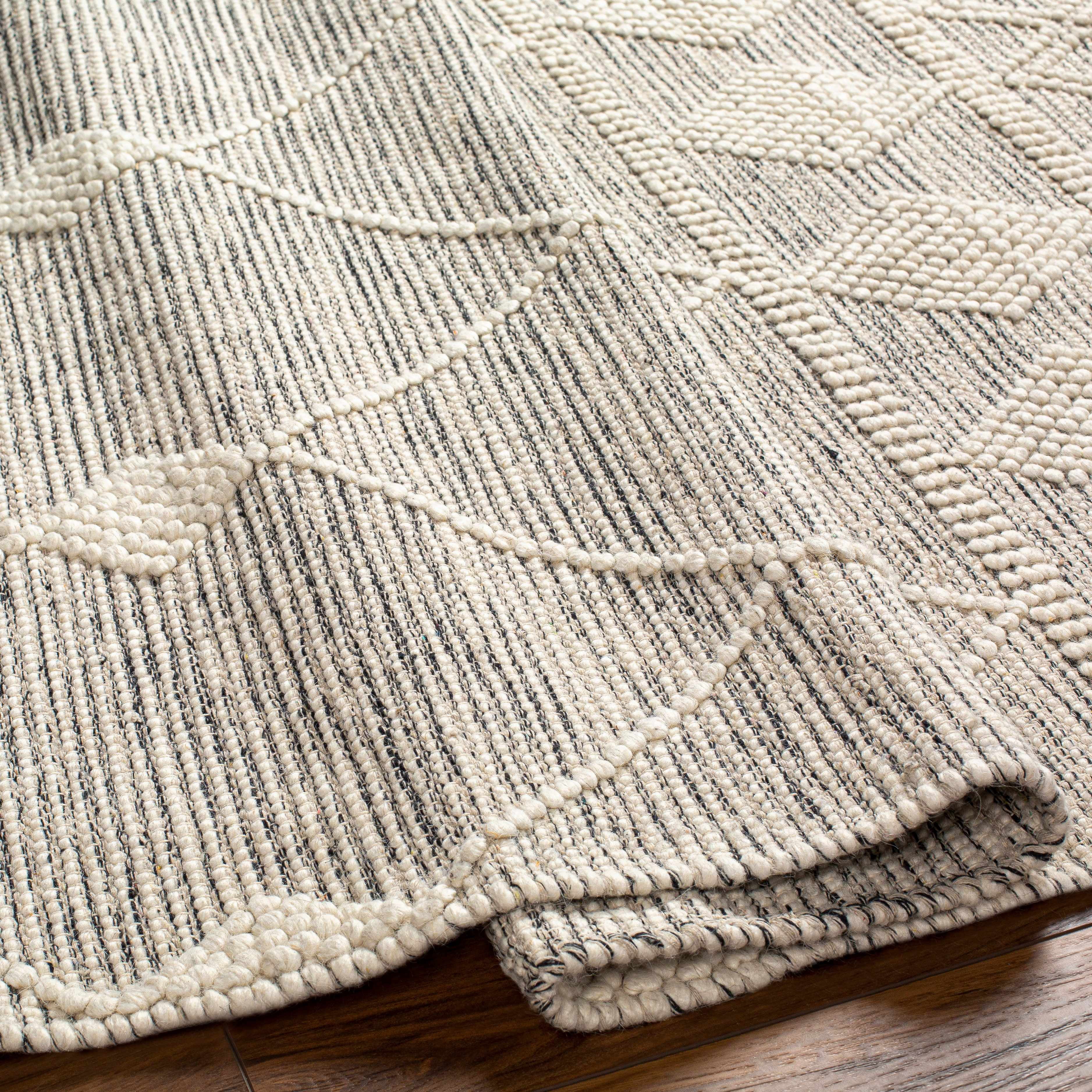BoutiqueRugs Chofa Bohemian, Transitional Runner Rug - Ivory, Black - 2' x 5' Runner