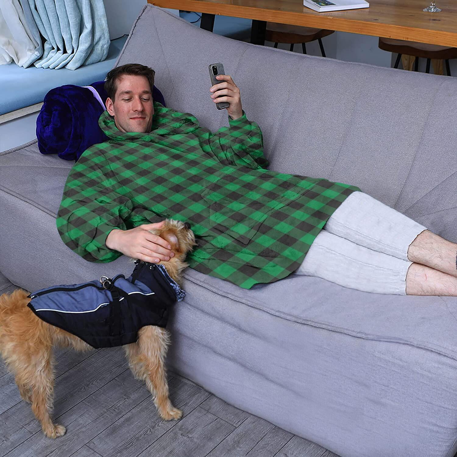 Green Black Checkerboard Checkered Pattern Wearable Oversized Blanket,Wearable Blanket Hoodie for Adults,Cozy Hooded Blankets with Super Pockets,Super Warm Fuzzy Pullover for Women & Men