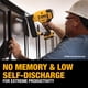 thumbnail image 5 of Batería DEWALT 20V MAX Compact 2.0Ah, paquete doble (DCB203-2), 5 of 7