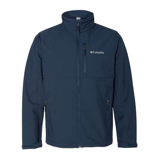chaqueta columbia ascender softshell con cremallera frontal para hombre color azul marino xxl chaqueta softshell de hombre con cierre frontal zipper y cuello alto; tono Collegiate Navy liso, logo Columbia bordado en pecho izquierdo, bolsillo vertical con cierre en pecho y dos bolsillos laterales con cierre, puños con ajuste de velcro y corte hasta la cadera, vista frontal centrada sobre fondo blanco; a menudo usada como capa exterior ligera para actividades al aire libre.