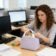 thumbnail image 1 of Bolsa Isotérmica para El Almuerzo, Ideal para Llevar Al Trabajo | Bolsa de Gran Capacidad para El Almuerzo | Fiambrera Portátil para El Trabajo | Bolsa para Almacenar Alimentos con Tela Reforzada | B, 1 of 6