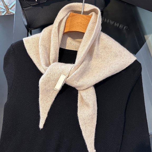 Small Triangle Neck Scarf for Women with Buckle Closure Soft Fleece Winter Warm Neck Wrap for Cold Weather