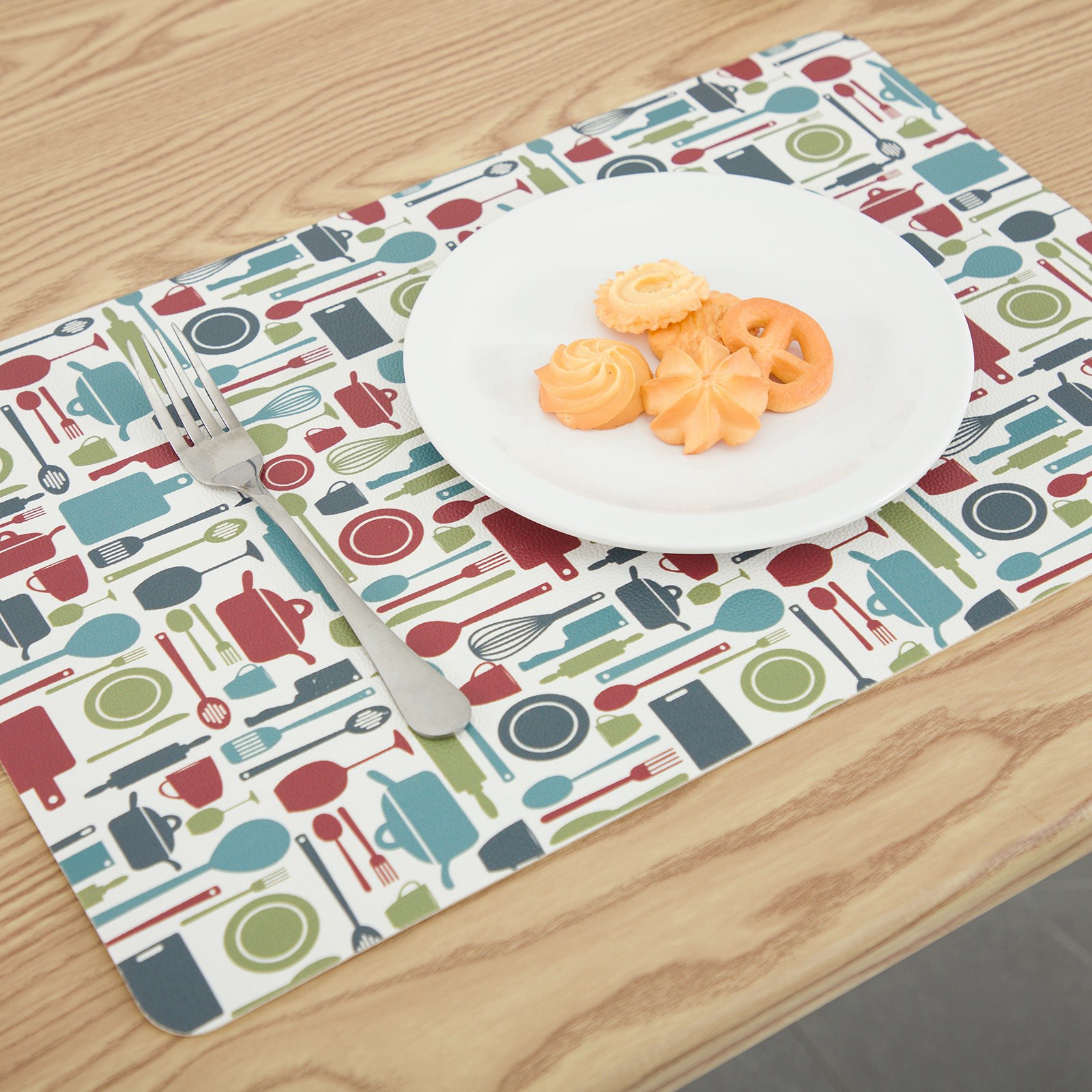 RAY STAR Placemats Set of 4, Vinyl Washable Wipeable Place Mats-12inx18in, Heat Resistant Waterproof Place Mat