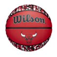 thumbnail image 1 of Baloncesto WILSON NBA Team Graffiti - Chicago Bulls Tamaño 7-29.5"", 1 of 5