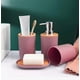 thumbnail image 3 of Accesorios de Baño Set de 4 Piezas con Detalles de Bambu Modelo Rosa, 3 of 4