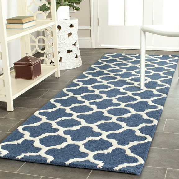 SAFAVIEH Cambridge Leonard Geometric Wool Runner Rug, Navy/Ivory, 2'6" x 8'