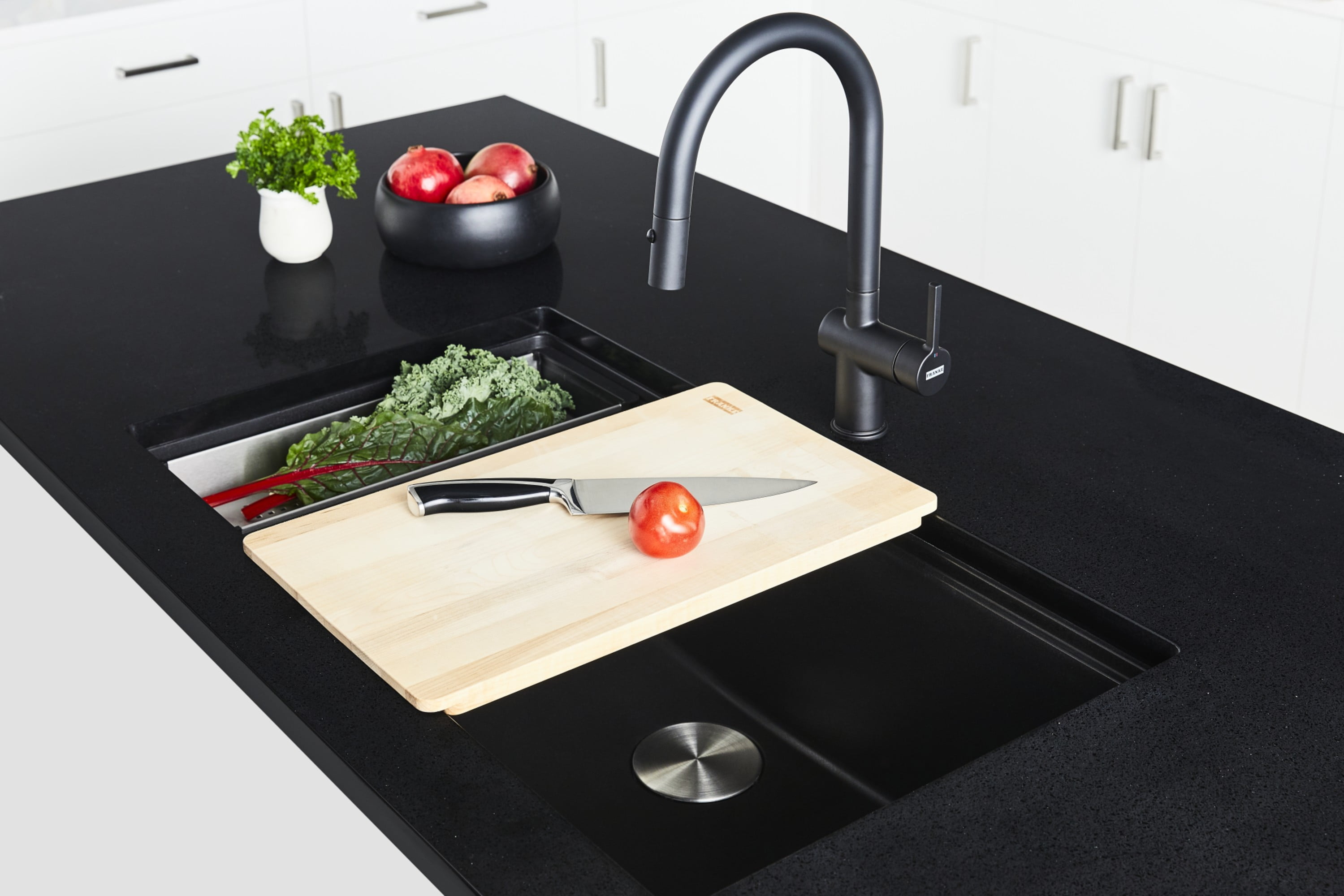 Franke Eos-Pd Eos Neo 1.75 GPM Single Hole Pull Down Kitchen Faucet - Stainless Steel