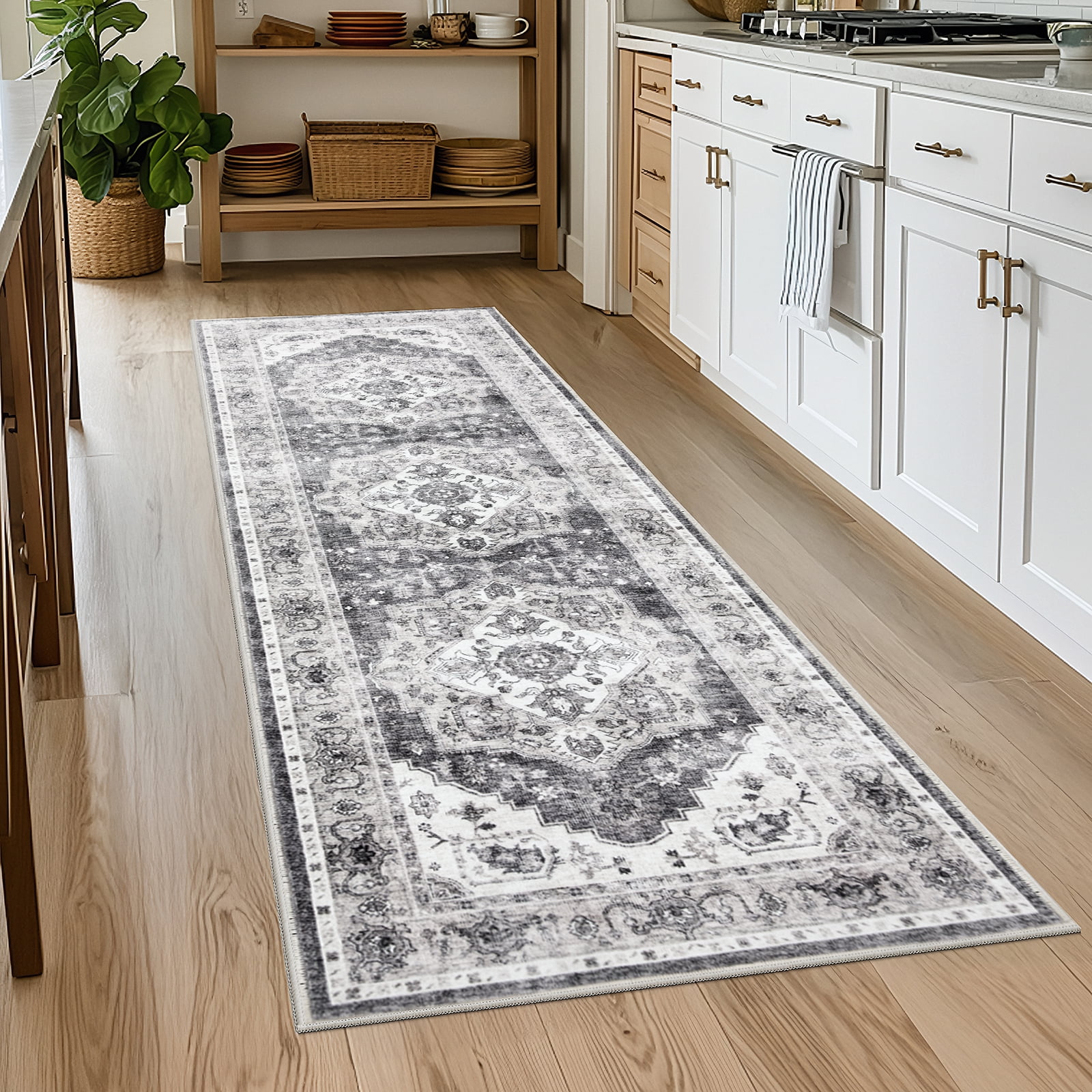 CHITOOMA 2'x6' Machine-washable Runner Rug for Kitchen, Stain Resistant Non-Shed Carpet, Boho Runner Rug with Non-Slip Backing for Hallway, Entryway, Bedroom, Laundry, Bathroom