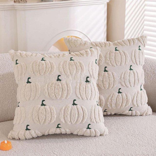 Feltree Halloween Pumpkin Throw Pillow Cover 17.7x17.7 Inch, Soft Polyester Decorative Pillowcase with Hidden Zipper, Machine Washable for Sofa Bed Patio Halloween Home Decor