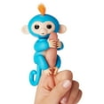 thumbnail image 3 of Bébé singe de compagnie interactif WowWee de Fingerlings, 3 of 4