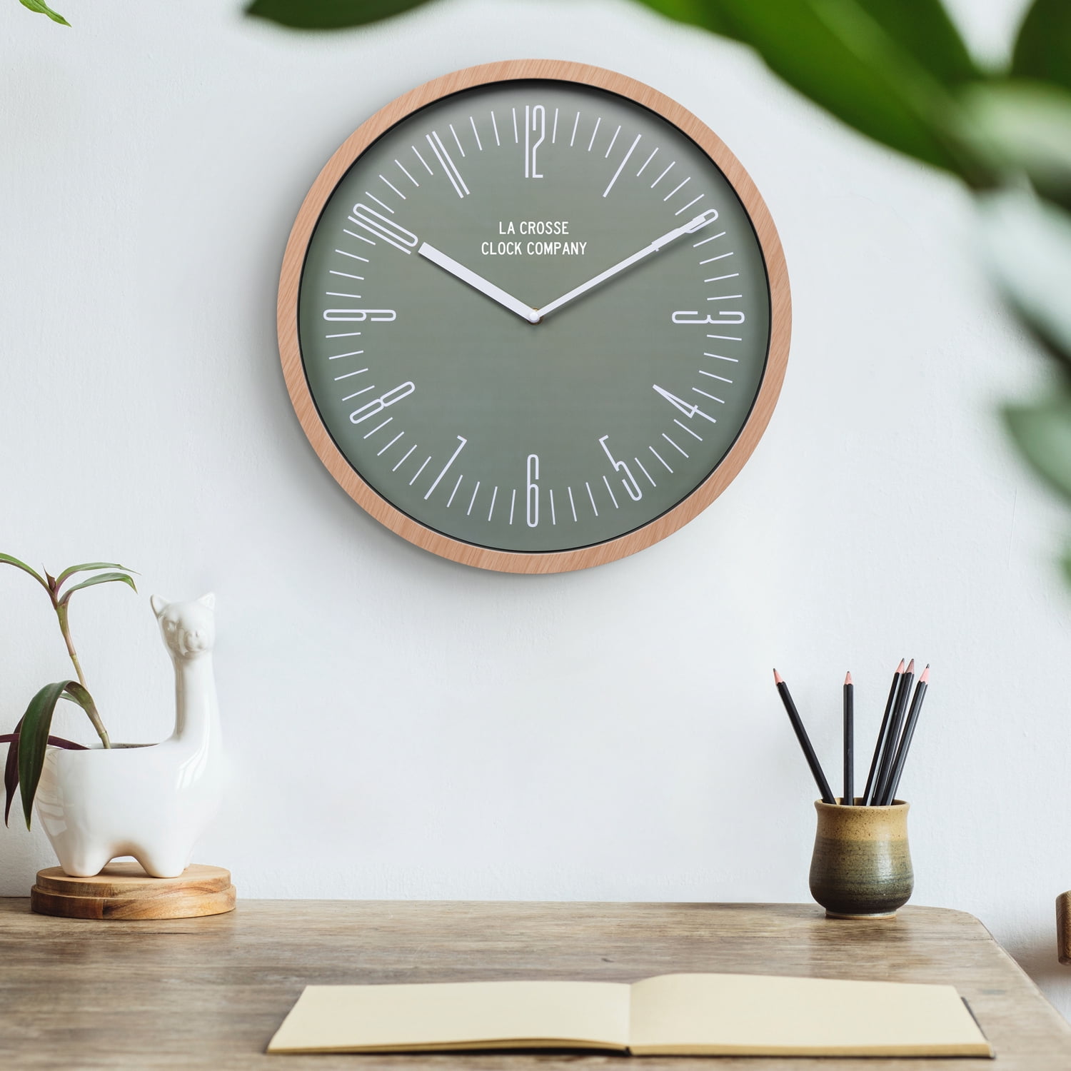 La Crosse Clock 16 inch Ellwood Analog Quartz Wall Clock, 404-3041D