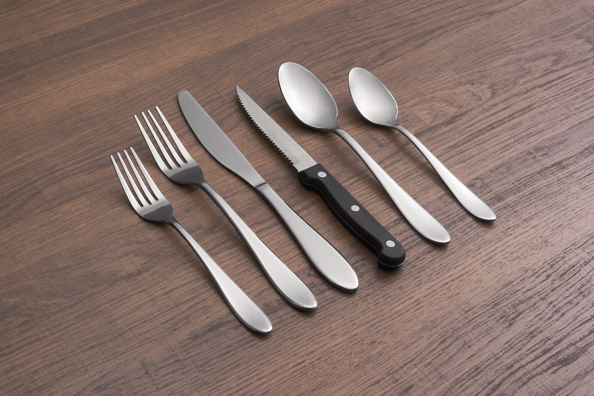 Cambridge Piccante Mirror 36-Piece Stainless Steel Flatware Set with Steak Knives (Service for 6)