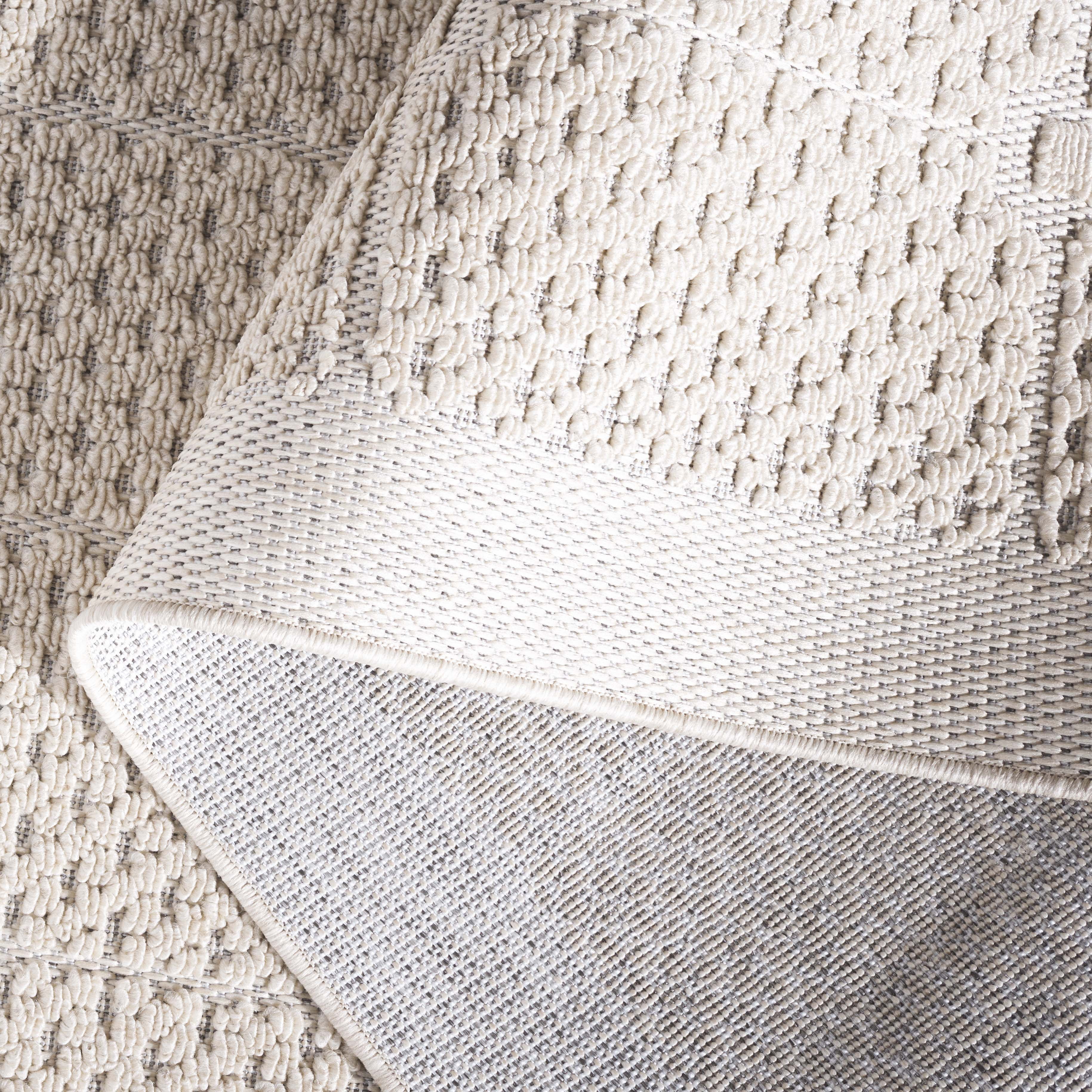 SAFAVIEH Milos Bailey Geometric Indoor/Outdoor Area Rug, Beige, 6'7" x 6'7" Round