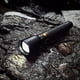 thumbnail image 4 of EverBrite Linterna táctica ultrabrillante 900 lúmenes Zoomable Enfoque ajustable 3 modos de luz Antorcha de aluminio resistente para suministros de huracanes Camping Incluye baterías alcalinas 3C, 4 of 7