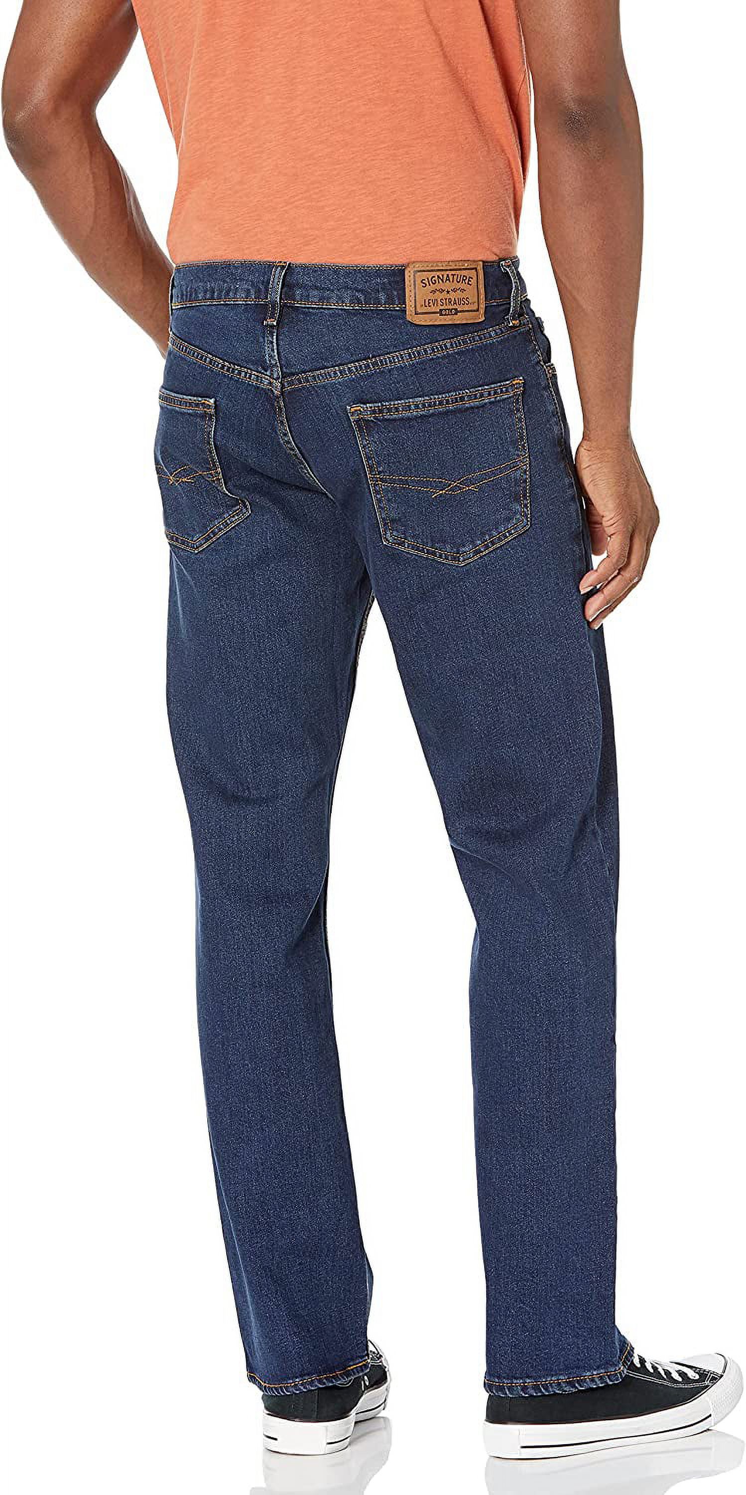 Signature by Levi Strauss & Co. Men's Relaxed Fit Jeans - image 2 of 3