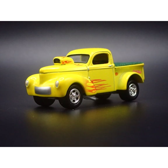 Open Box 1941 41 WILLYS PICKUP GASSER YELLOW 1:64 SCALE DIORAMA DIECAST MODEL CAR