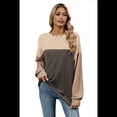 thumbnail image 3 of Camisa Holgada Informal de Punto con Cuello Redondo y Larga con Bloques de Color para Mujer, Color Gris Oscuro, Talla XL, 3 of 6