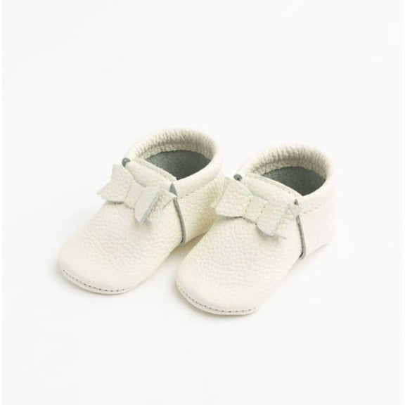 Freshly Picked First Pair Blanc Bow Moccasin Baby Shoe Size 1