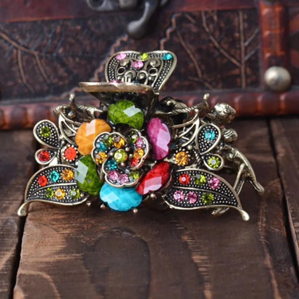 4 Antique Flower Shaped Hair Clips