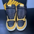 thumbnail image 2 of Size 9.5 - Jo r-dan 1 Retro OG High Pollen, 2 of 6