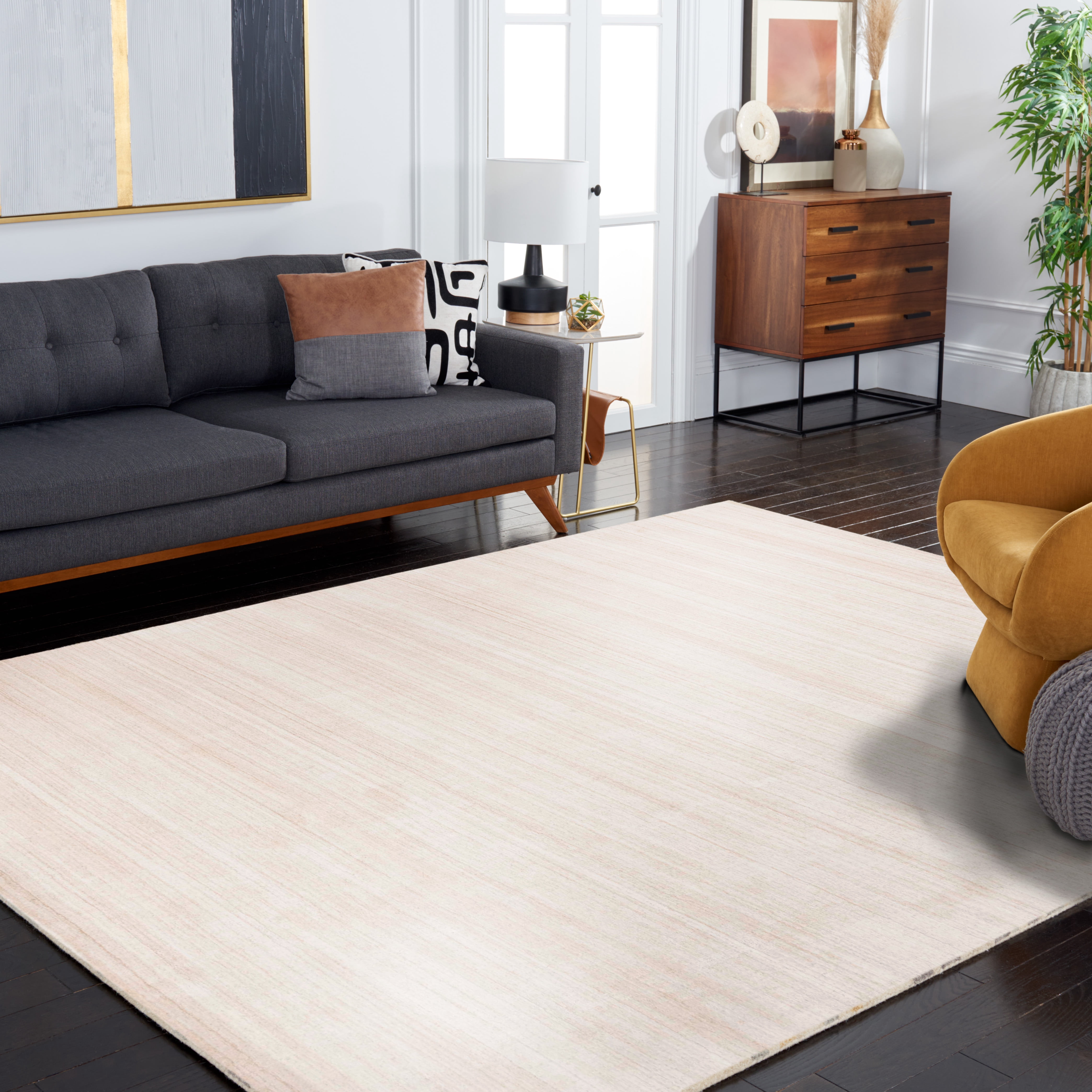 SAFAVIEH Mirage Branislav Solid Area Rug, Beige, 6' x 6' Square