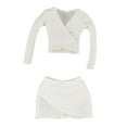 thumbnail image 1 of Figura básica a escala 1:6, ropa femenina hecha a mano, falda corta Blanco, 1 of 9