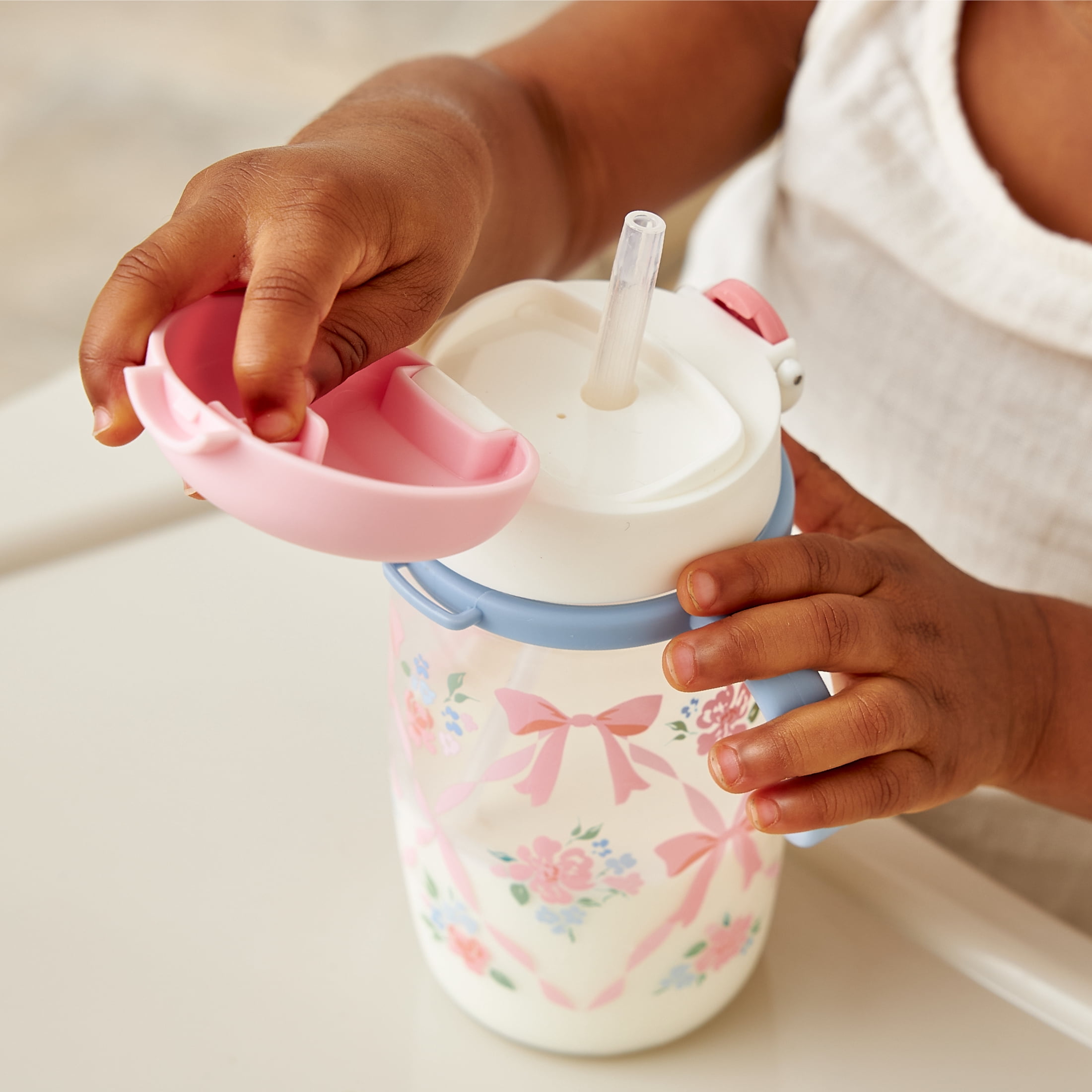 Itzy Sips™ Ribbons & Roses