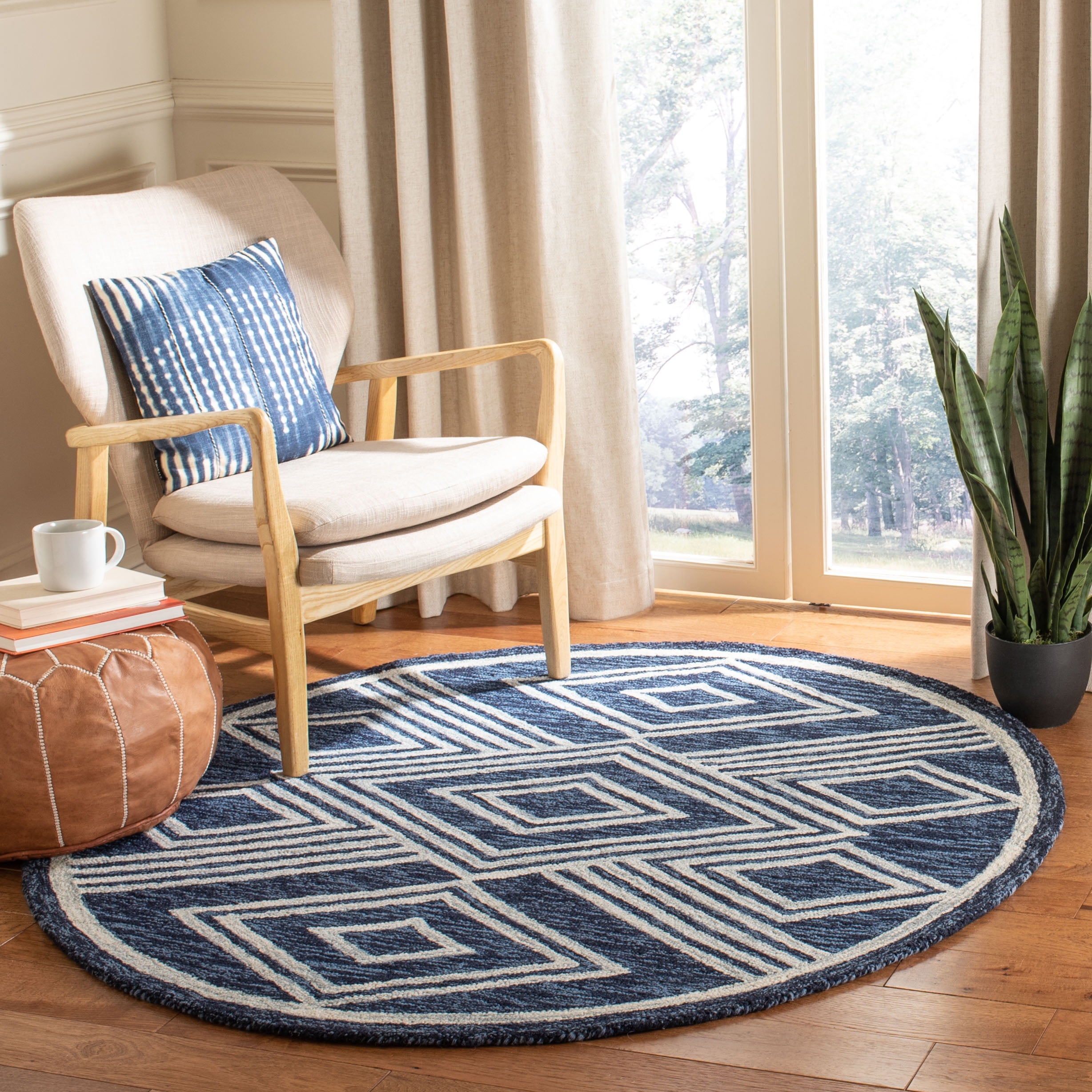 Safavieh MicroLoop Rug Collection Round Geometric ﻿Bohemian Area Rug