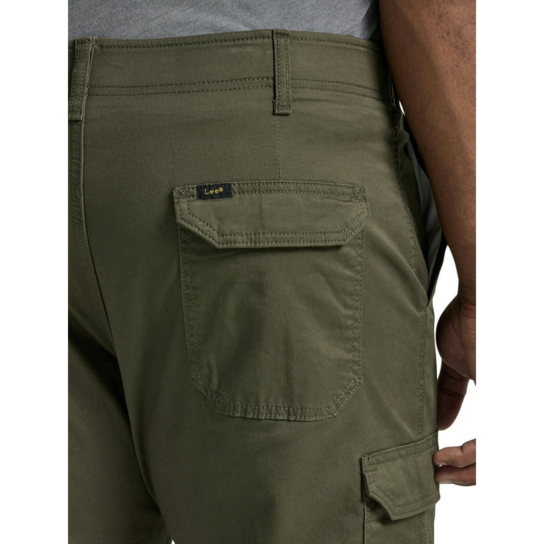 Lee Big Men s Extreme Motion Straight Fit Twill Cargo Pant with Flex Waistband