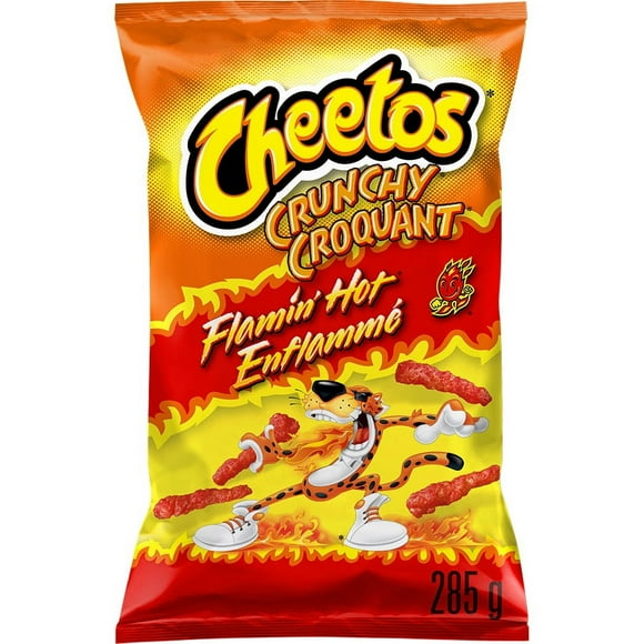 Cheetos Crunchy Flamin' Hot Cheese Flavoured Snacks, 285g