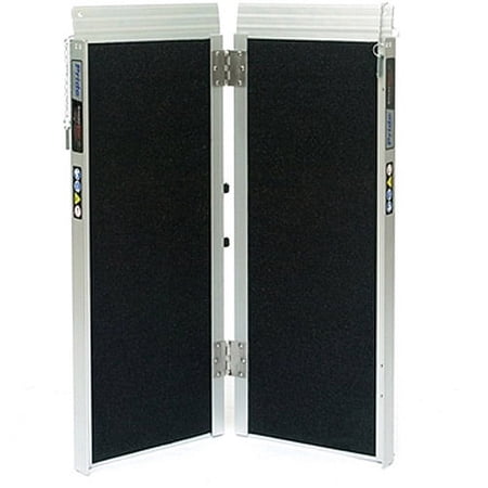 Pride 5' Single Fold Ramp With Grip Tape