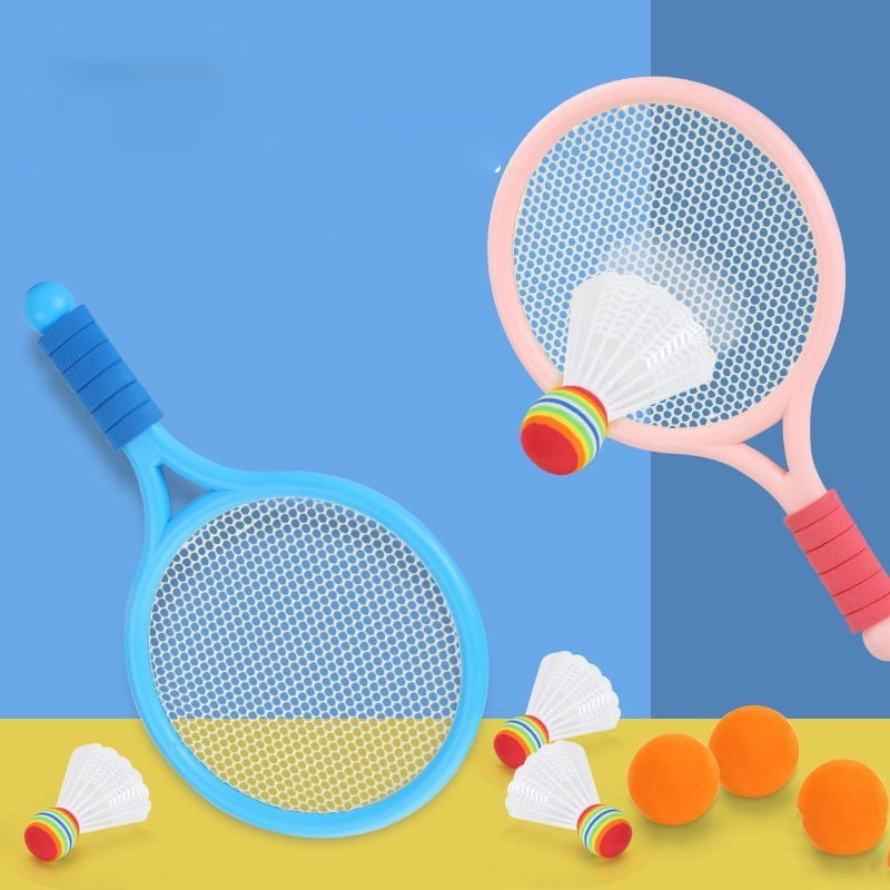 Tennis Racket,15 Inch Plastic Tennis Racket with 3 Tennis Balls and 3 Shuttlecocks for Kid Outdoor/Indoor Sport Play，﻿Comes with a free jump rope