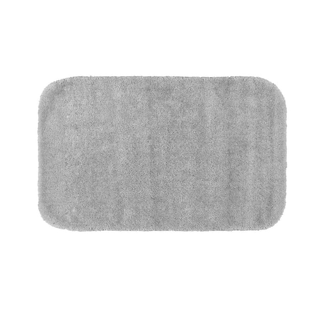 Traditional Soft and Plush Nylon Washable Bath Rug Platinum Gray, 24
