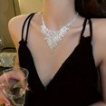 thumbnail image 1 of Collar de diamantes de estilo coreano con cadena de clavícula de mariposa de alta calidad con personalidad y accesorios de estilo frío, 1 of 6