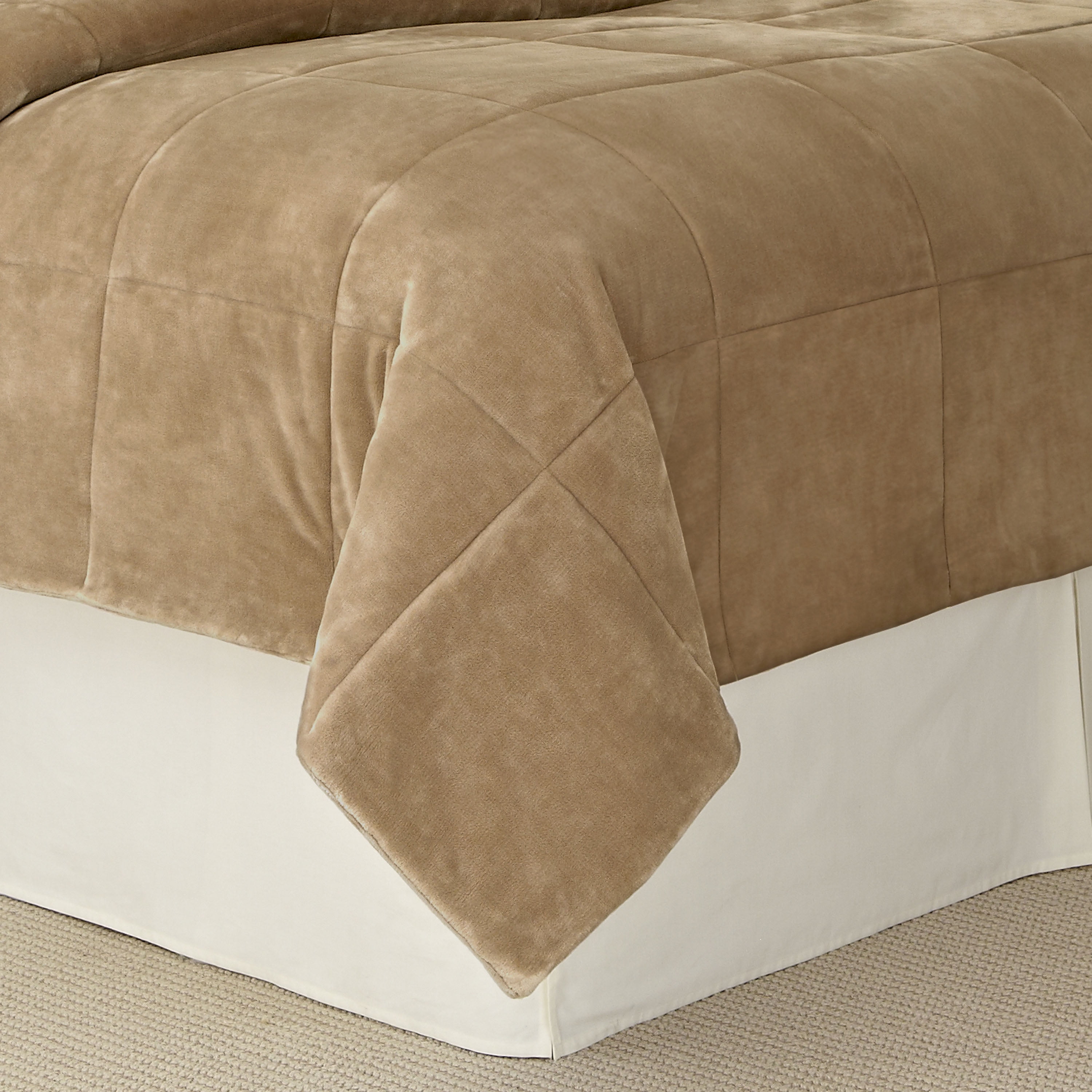 Vellux Plush Quilted Blanket, Queen, Beige