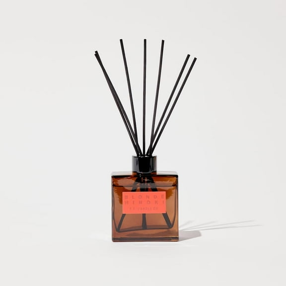 P.F. Candle Co. Blonde Hinoki Premium Scented Reed Diffusers (4 fl oz) Luxury Cocoa Brown Glass Jar, Fine Fragrance Oil, Long-Lasting Flame-Free Scent