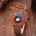 thumbnail image 1 of Reloj de cuarzo de madera Natural claro hecho a mano para hombre, esfera giratoria, estilo brújula, reloj deportivo de cuarzo para hombre, caja de regalo, 1 of 5