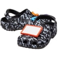 thumbnail image 2 of Zuecos Clásicos Crocs para Niños con Diseño Gráfico Negro y Blanco Talla 5 para Niños Pequeños, 2 of 6
