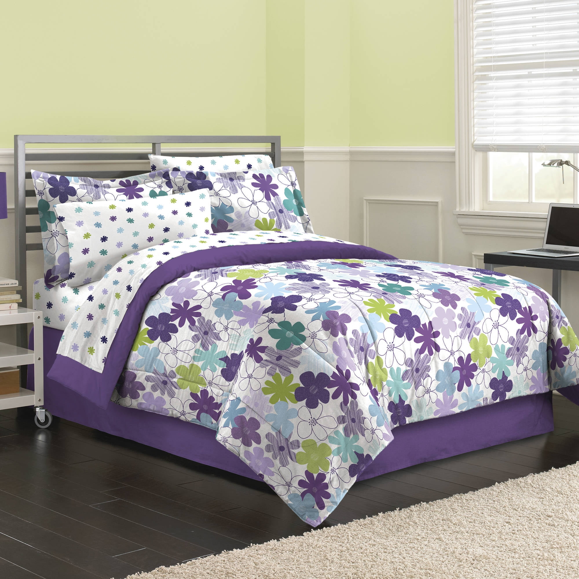 First At Home Graphic Daisy Bed In A Bag Bedding Set Purple