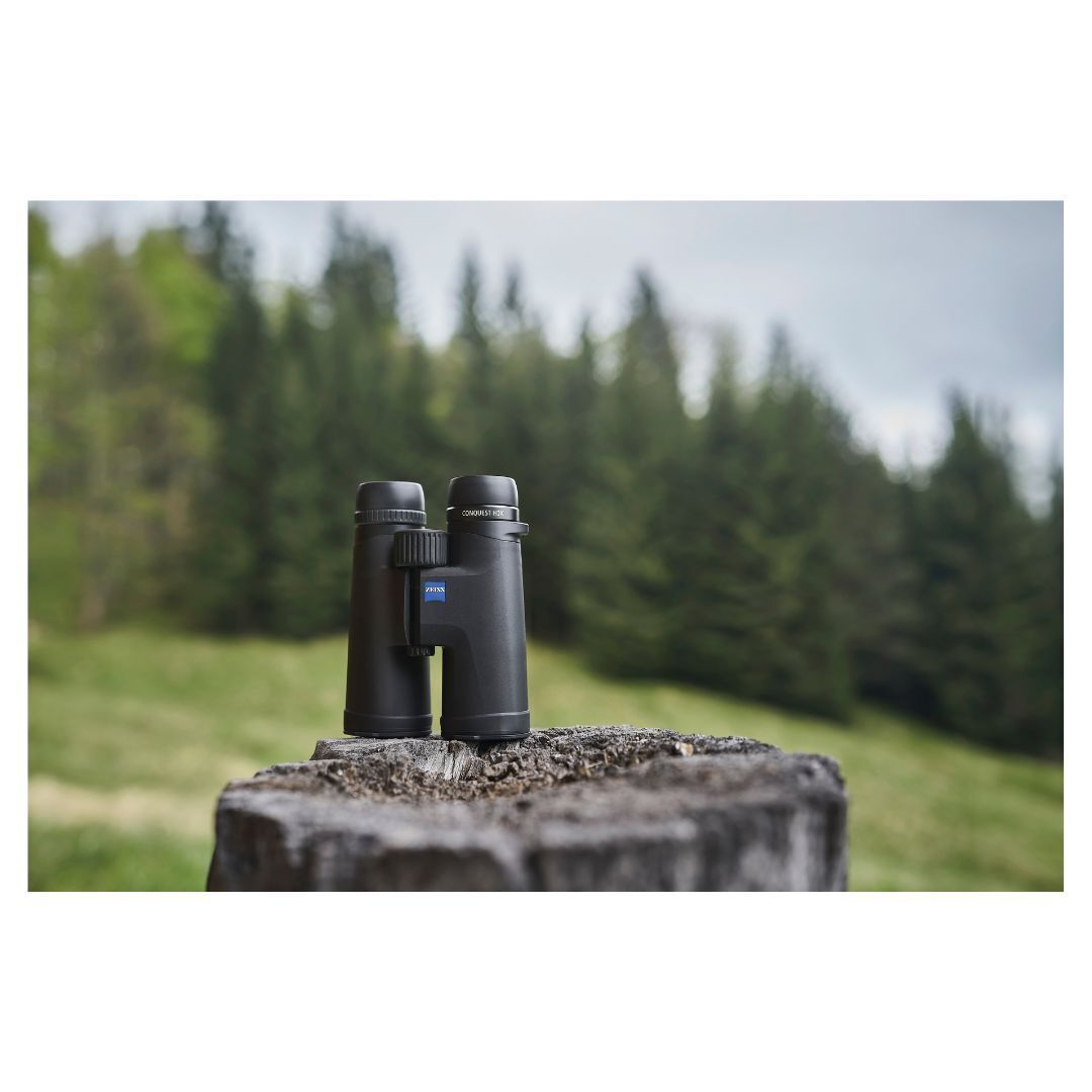 ZEISS Conquest HDX 8x42 Binocular with 90 Percent Light Transmission, Lifelike Color Reproduction, and Rugged Optical Design (Black)