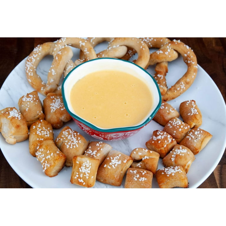 Soft Pretzel Dip Snack Bar